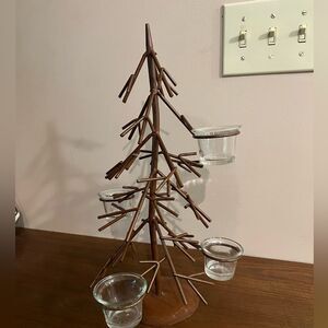 4 tea light metal Christmas tree decor